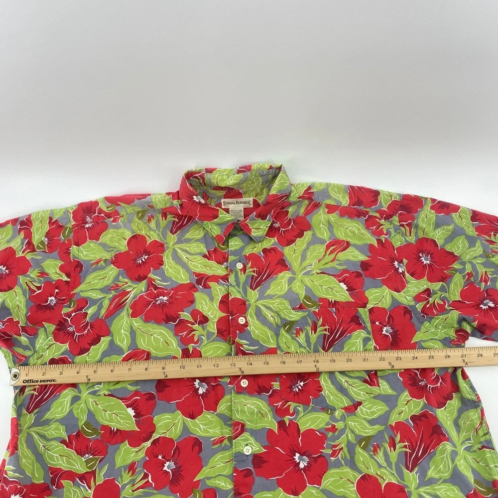 Banana Republic Button Up Shirt Mens XL Red Floral Tropical Short Sleeve VTG
